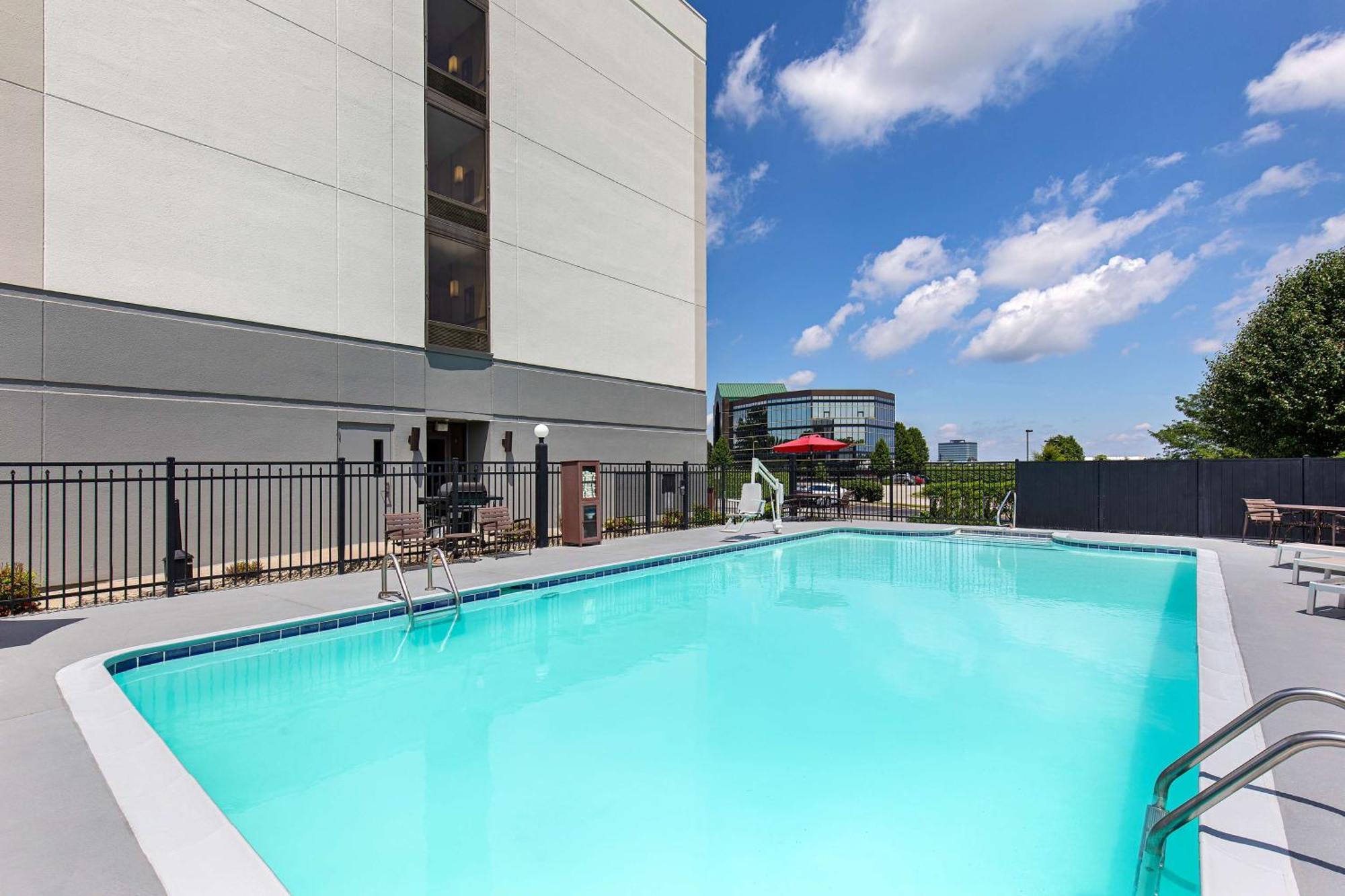 Hyatt Place Louisville-East Εξωτερικό φωτογραφία
