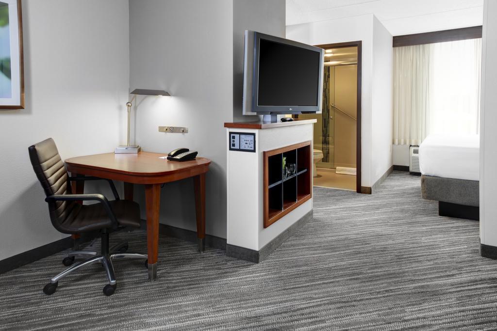 Hyatt Place Louisville-East Εξωτερικό φωτογραφία
