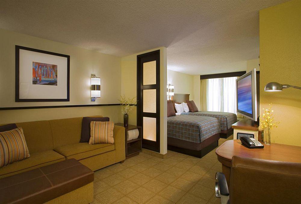 Hyatt Place Louisville-East Δωμάτιο φωτογραφία